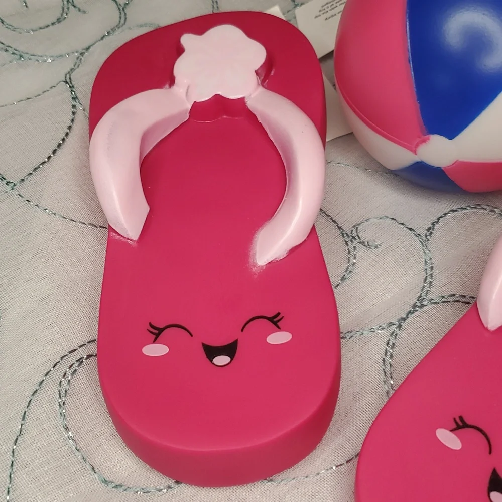 Dog Toys Pink‎ Flip Flops & Beachball